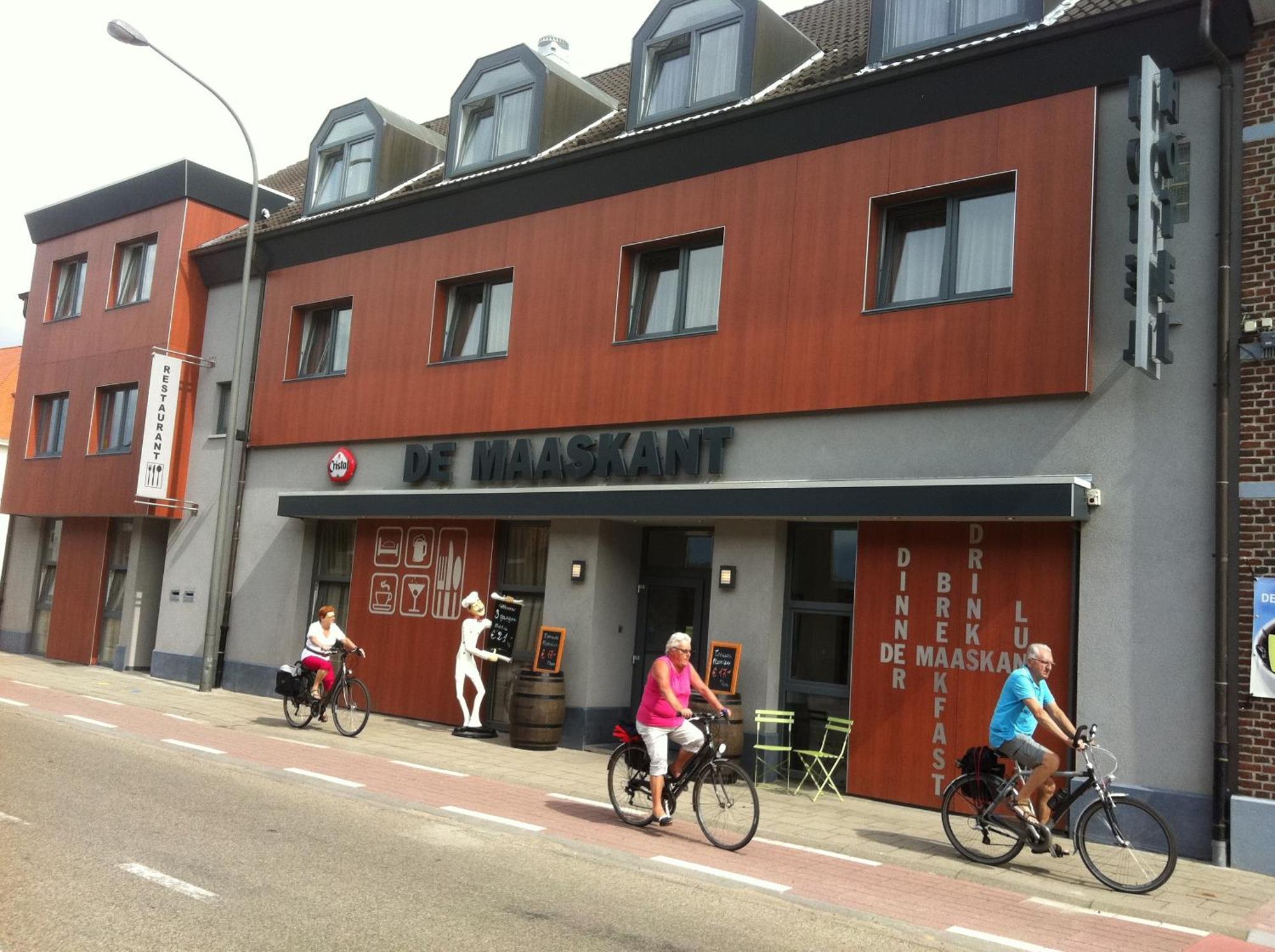 Hotel De Maaskant Maaseik Exterior photo